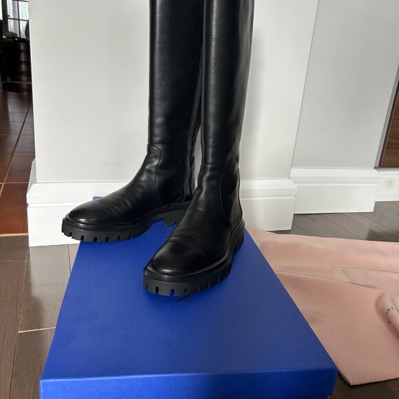 SOHO LEATHER KNEE-HIGH BOOT - Picture 9 of 11